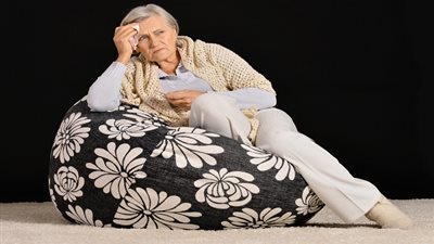 دراسة.. قدرات المرأة العقلية تتراجع بدءًا من سنّ الخمسين