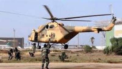 أنباء متضاربة عن سقوط مروحية للجيش الليبي