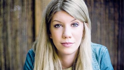 بعد فقدانها للذاكرة.. وقعت في حب صديقها مرتين