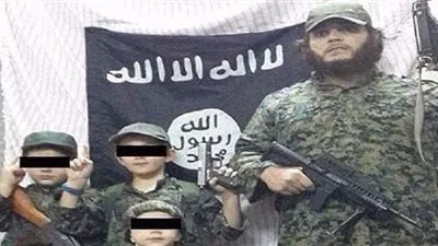 مقاتل في داعش يصبح أول أسترالي تسحب منه الجنسية