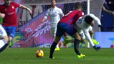 إصابة خطيرة وعنيفة لمدافع أوساسونا تانو بونين أمام ريال مدريد (فيديو)