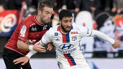 جانجون يُسقط ليون بالدوري الفرنسي