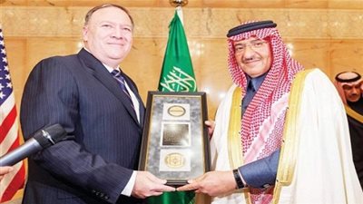 وكالة الاستخبارات الأمريكية تمنح ولي العهد السعودي ميدالية