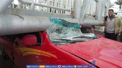 عاجل.. ضحايا في سقوط كوبري مشاة بالإسكندرية (صور) 
