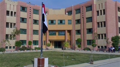 سكان الإيواء بسوهاج يوقعون عقود الوحدادت السكنية الجديدة