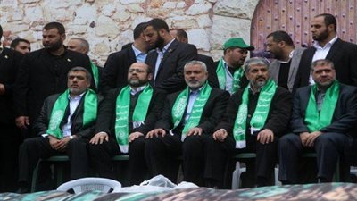 موقع إسرائيلي: حماس تسعى لعلاقات أكثر دفئا مع مصر