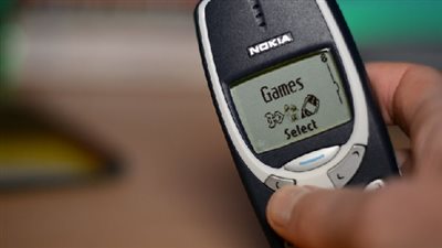 نوكيا 3310 عمره 17 عاماً وبطاريته تدوم 3 أيام