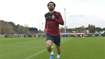 محمد صلاح وتوتي على رأس قائمة روما الرسمية لمواجهة فياريال