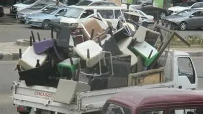 حي مصر الجديدة مستمر في إخلاء كافيه 