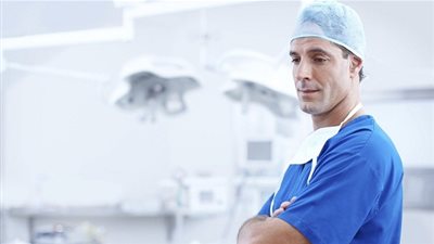 مفجأة غير متوقعة.. امرأة تلد 