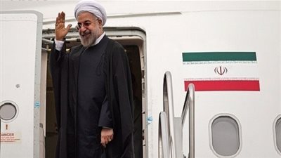 الرئيس روحاني يغادر طهران متوجها إلى مسقط