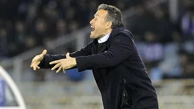 لويس إنريكي على أعتاب الرحيل عن برشلونة