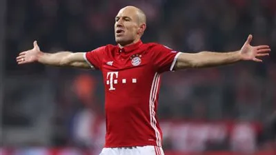 روبين يضرب شباك آرسنال بالهدف الأول أمام أنظار محمد النني (فيديو)