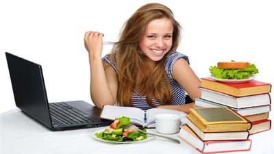 هذه الأطعمة تساعد علي تقوية ذاكرة أولادك أثناء المذاكرة.. تعرفي عليها!