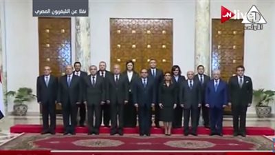 الوزراء والمحافظون الجدد يؤدون اليمين الدستورية أمام السيسي (فيديو)