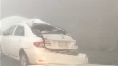 سقوط صخرة ضخمة الحجم يصيب امرأة بعقبة الملك فهد بالباحة