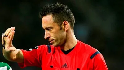 البرتغالي أرثر حكما لقمة الأهلي والنصر