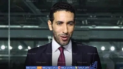 صورة أبو تريكة مع 