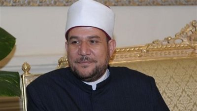 وزير الأوقاف يناقش رسالة ماجستير عضو بالمركز الإعلامي لـ