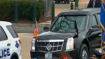 تحقيق أمني بعد رشق موكب ترامب بـ