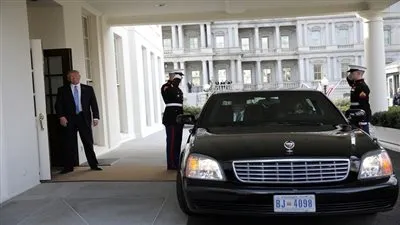 فتح تحقيق باستهداف موكب ترامب في فلوريدا