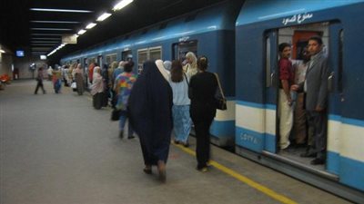 مترو الأنفاق تنفي تعطل القطارات بمحطة السادات