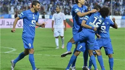 الزوري يدعم دفاع الهلال السعودي أمام بيروزي