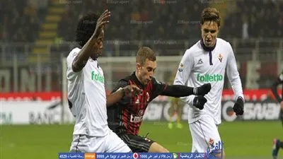 شاهد - نجم فيورنتينا يهدر فرصة غريبة أمام مرمى ميلان (فيديو)