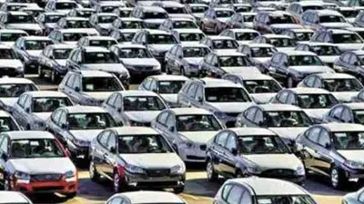 عضو شعبة السيارات: نتعامل في الجمارك بالسعر القديم للدولار