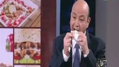 هل يحصل عمرو أديب على مقابل من المطاعم الشهيرة التي يستضيفها؟