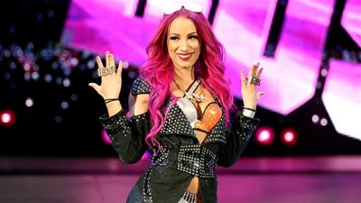 بالصورة.. بانكس تتهم شركة مستحضرات تجميل عالمية بسرقة شخصيتها