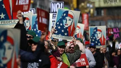 احتجاجات متواصلة ضد ترامب في نيويورك وشيكاغو