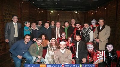 وزير الثقافة يشهد عرض 