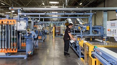 كونتيننتال تفوز بلقب مصنّع الإطارات للعام 2017 من مجلّة تاير تكنولوجي إنترناشونال العالمية