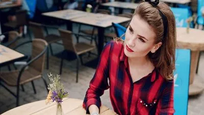 5 طرق سحرية لجعل الوجه الممتلئ يبدو أكثر نحافة!