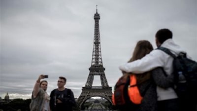 باريس فقدت 1,5 مليون سائح بسبب الهجمات في عام 2016