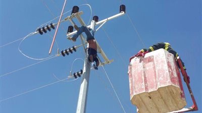 مصرع عامل آسيوي صعقاً بالكهرباء في 