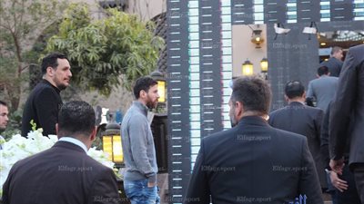 خاص .. لقطة إنسانية رائعة من ميسي تجاه عامل مصري