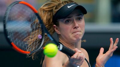 سفيتولينا تتأهل لنصف نهائي دورة دبي للتنس   