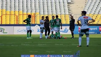 الإصابة تجبر متوسط الشرقية على مغادرة لقاء المصري بالجولة الـ20