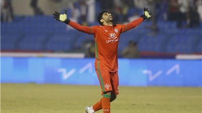 حارس الاتفاق يعترف بتراجع مستواه: الاعتذار في الملعب