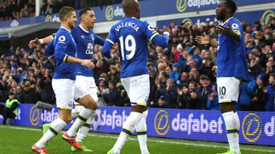    الدوري الإنجليزي - إيفرتون يعبر سندرلاند .. وكريستال بالاس يستفيق على حساب ميدلزبره   