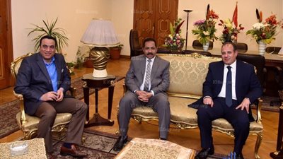 محافظ الإسكندرية يشكر الأمن بعد العثور على تمثال 