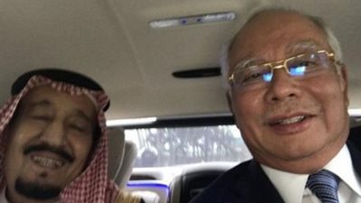 بعد سيلفي الملك سلمان ورئيس وزراء ماليزيا.. تعرف على أشهر الحالات المشابهة