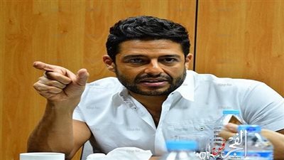 محمد حماقي ينتظر مولوده الأول 