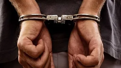 ضبط صاحب قناة فضائية مطلوب لتنفيذ 47قضية بمطار القاهرة