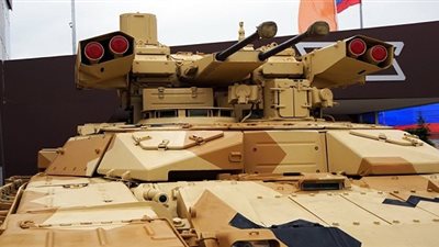 خبير روسي: سباق تسلح جديد يلوح بالأفق بعد القرار الأمريكي