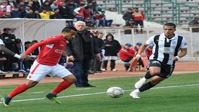 الصفاقسي يواجه النجم الساحلي في قمة الدوري التونسي
