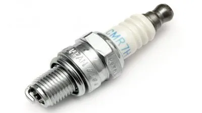 متى عليك تغيير شمعة الاحتراق في السيارة