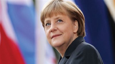 ميركل تصل إلى تونس لبحث سبل التعاون بين البلدين